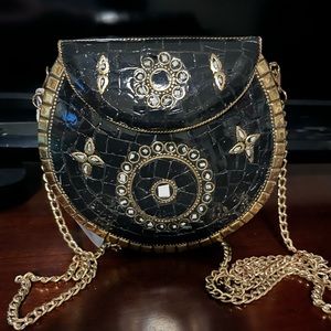 Antik Kraft Small Metal Clutch